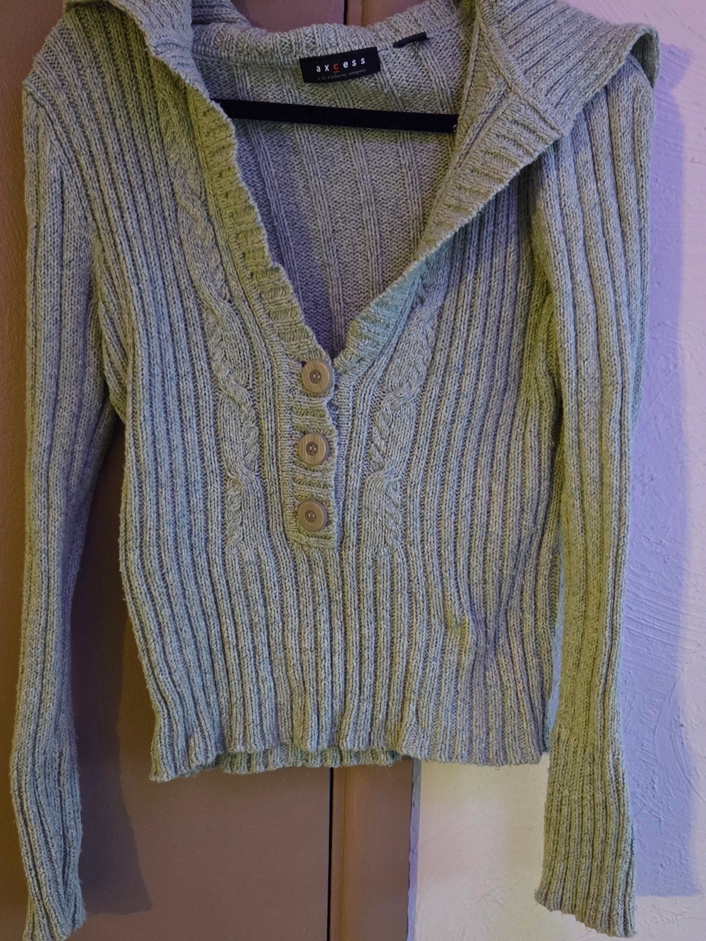 Axcess By Liz Claiborne Light Green Ribbed V-Neck Button Pullover Sweater Medium